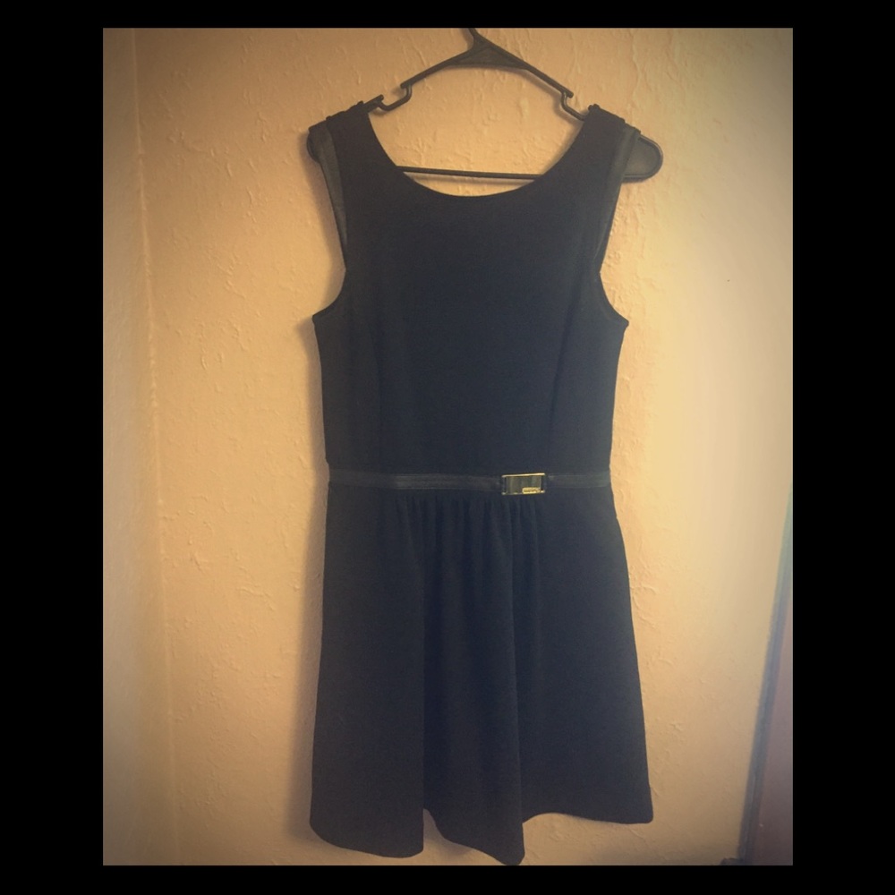 Jennifer Lopez black dress